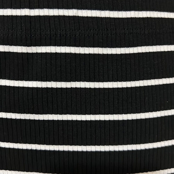 Two Piece Set Pencil Skirt & Boatneck On-Off the shoulder Top - Picture 7 of 7